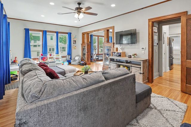722 E Main Street, Knoxville, IA 50138