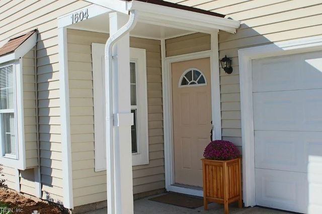 1604 Big Springs PL, Virginia Beach, VA 23453