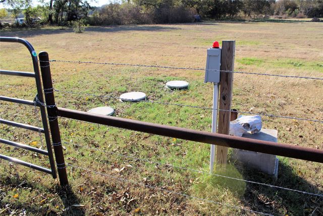 501 Fm 2960, Whitney, TX 76692