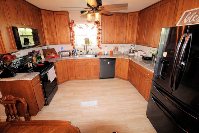 501 Fm 2960, Whitney, TX 76692