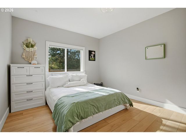 20165 SPYGLASS Ct, Oregon City, OR 97045