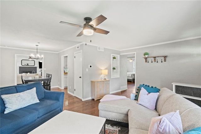 7333 W Maple Street, Overland Park, KS 66204