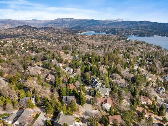 27786 Matterhorn Drive, Lake Arrowhead, CA 92352