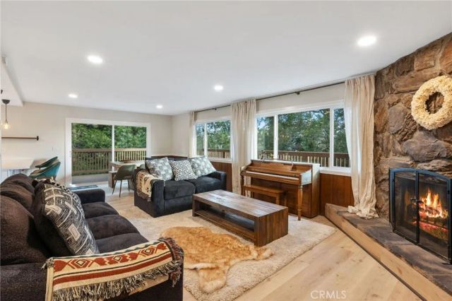 27786 Matterhorn Drive, Lake Arrowhead, CA 92352