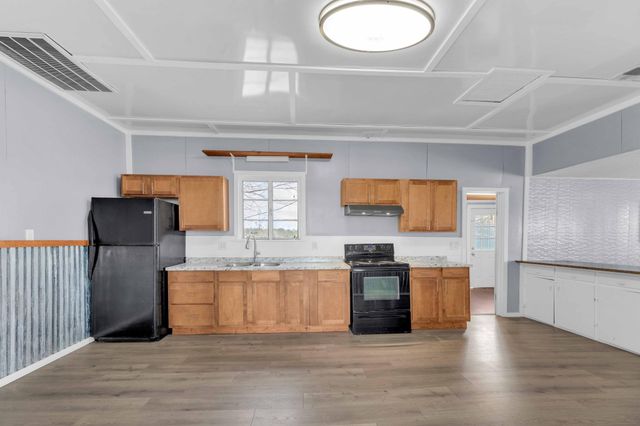 10001 Fm 1331, Taylor, TX 76574