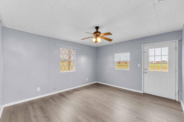 10001 Fm 1331, Taylor, TX 76574