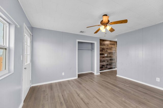 10001 Fm 1331, Taylor, TX 76574