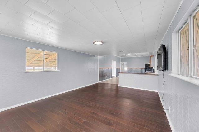 10001 Fm 1331, Taylor, TX 76574