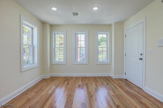 59 Sunset Ave, Newark City, NJ 07106