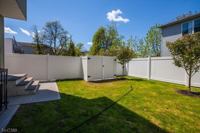 59 Sunset Ave, Newark City, NJ 07106