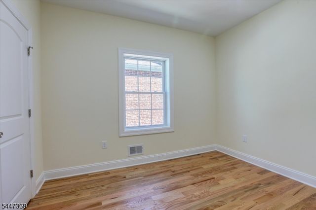 59 Sunset Ave, Newark City, NJ 07106