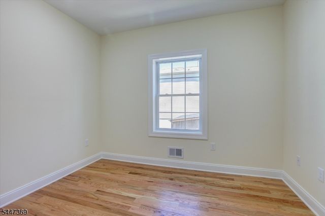 59 Sunset Ave, Newark City, NJ 07106