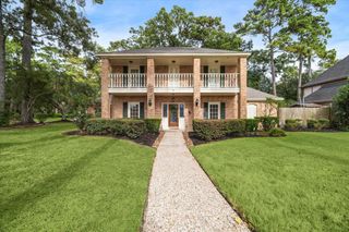 2214 Forest Garden Drive, Kingwood, TX 77345