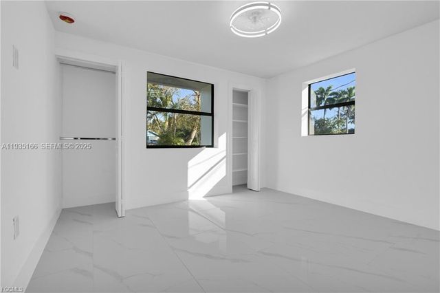 356 New York Drive, Fort Myers, FL 33905