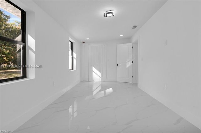 356 New York Drive, Fort Myers, FL 33905