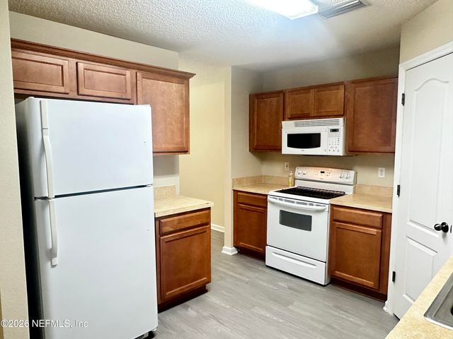 7775 PLAYSCHOOL Lane, Jacksonville, FL 32210