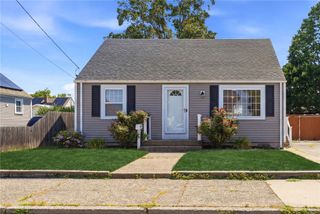 98 Dewey Avenue, Pawtucket, RI 02861