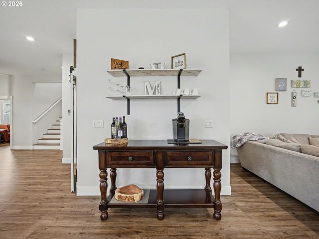38005 JUNIPER St, Sandy, OR 97055