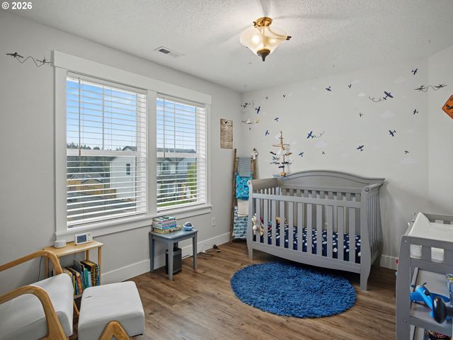 38005 JUNIPER St, Sandy, OR 97055