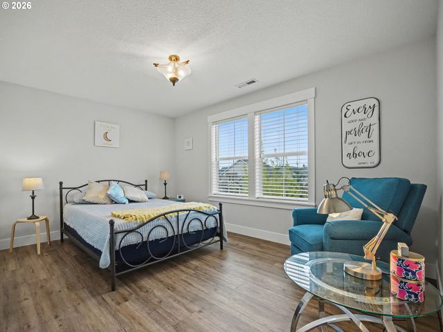 38005 JUNIPER St, Sandy, OR 97055
