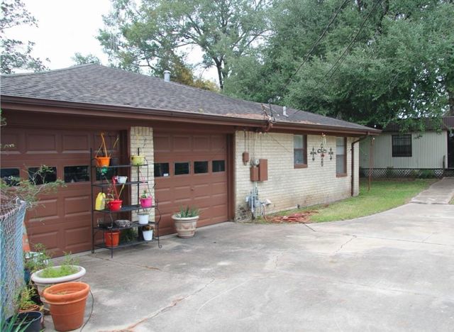 1114 Wilson Road, Humble, TX 77338