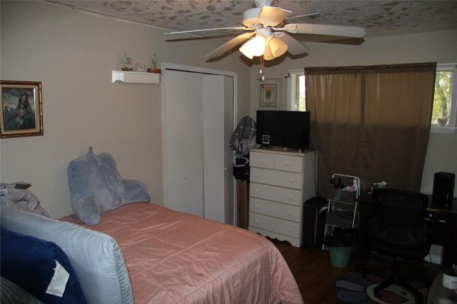 1114 Wilson Road, Humble, TX 77338