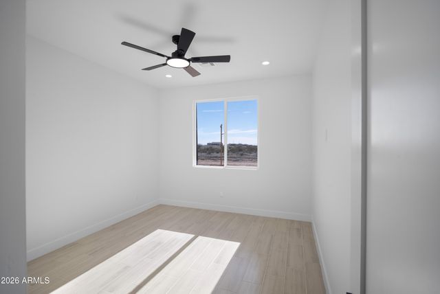 32744 W Bellview Street, Tonopah, AZ 85354