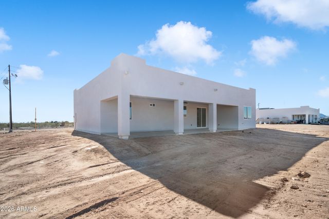 32744 W Bellview Street, Tonopah, AZ 85354
