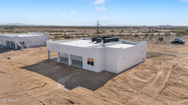 32744 W Bellview Street, Tonopah, AZ 85354