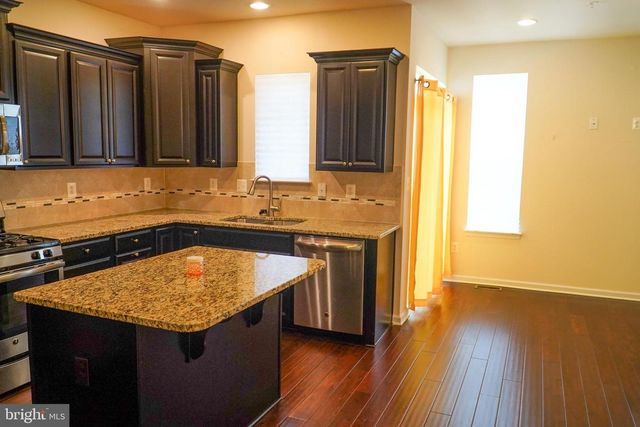 11421 SAWGRASS PL, White Plains, MD 20695