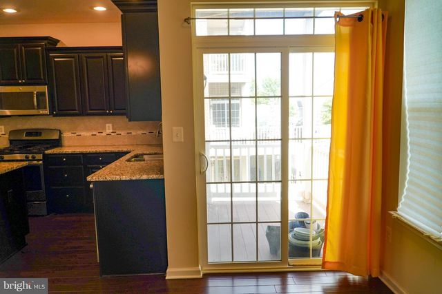 11421 SAWGRASS PL, White Plains, MD 20695