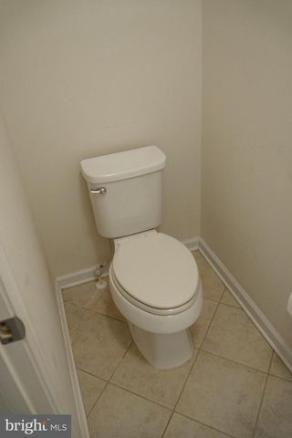 11421 SAWGRASS PL, White Plains, MD 20695