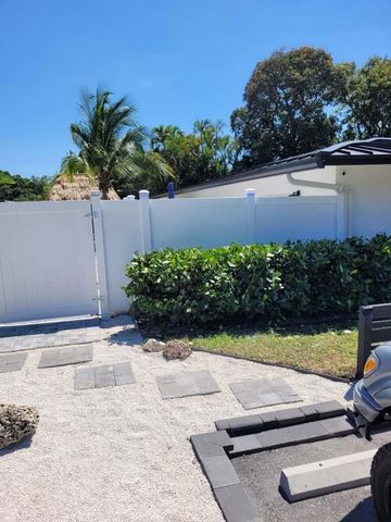 1702 SW 20th Street 1, Fort Lauderdale, FL 33315