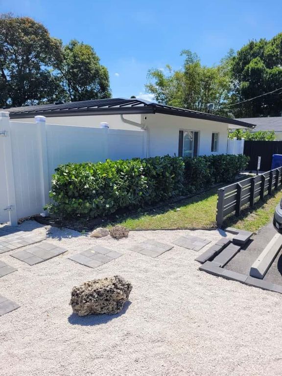 1702 SW 20th Street 1, Fort Lauderdale, FL 33315