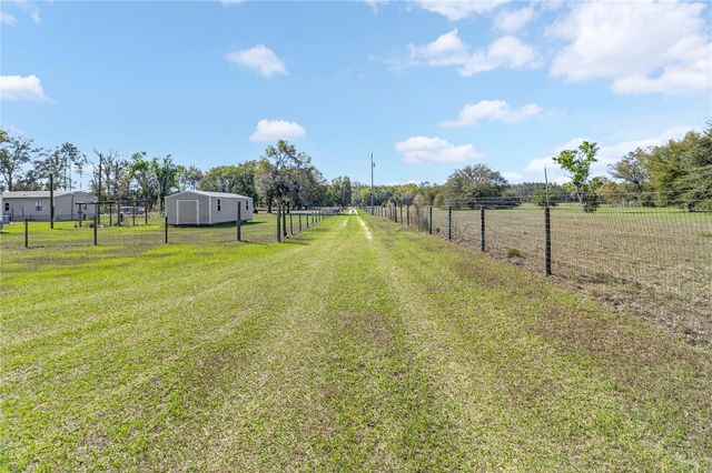 5570 NE 76TH TERRACE, High Springs, FL 32643