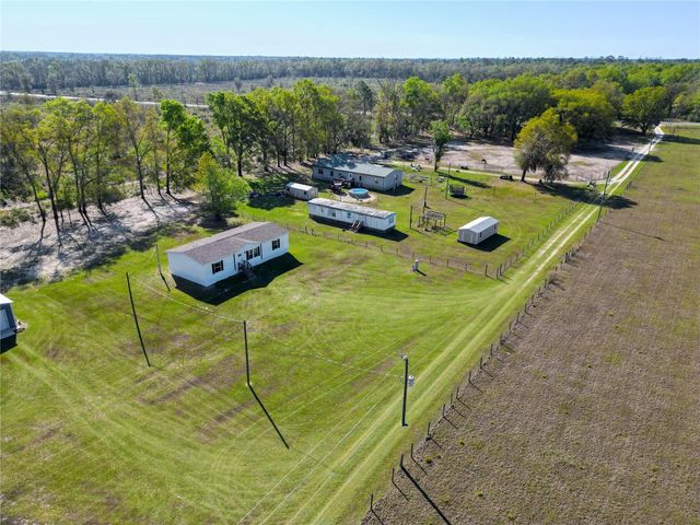 5570 NE 76TH TERRACE, High Springs, FL 32643