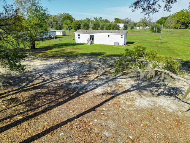 5570 NE 76TH TERRACE, High Springs, FL 32643