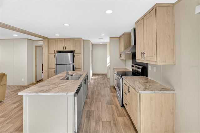 5570 NE 76TH TERRACE, High Springs, FL 32643