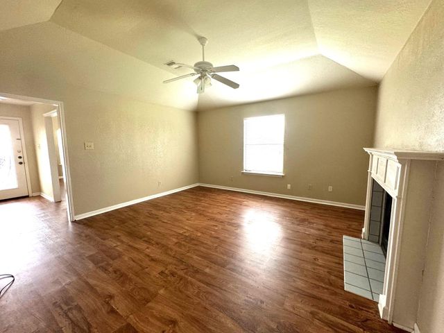 117 Quail CV A, Lockhart, TX 78644