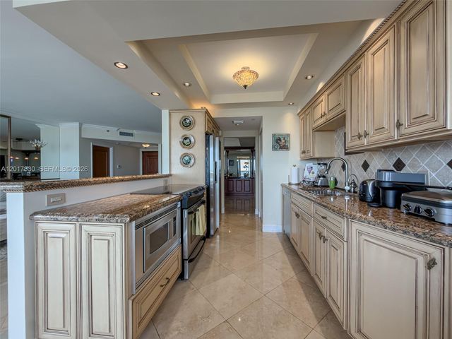 2000 Island Blvd 2503, Aventura, FL 33160