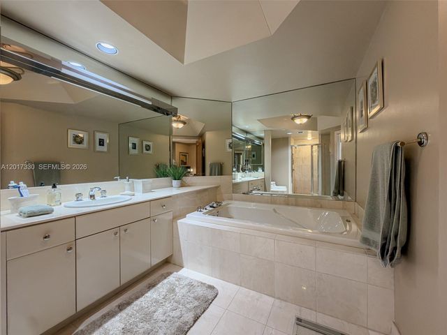 2000 Island Blvd 2503, Aventura, FL 33160
