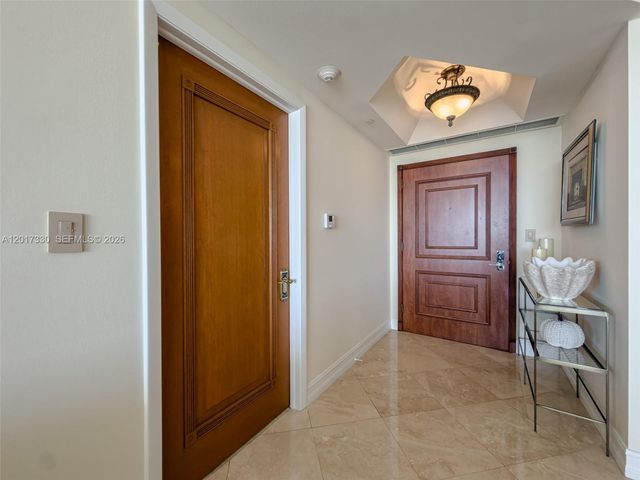 2000 Island Blvd 2503, Aventura, FL 33160