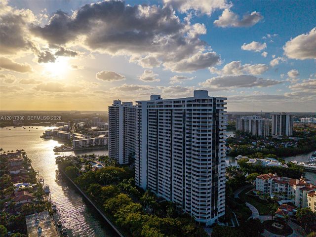 2000 Island Blvd 2503, Aventura, FL 33160