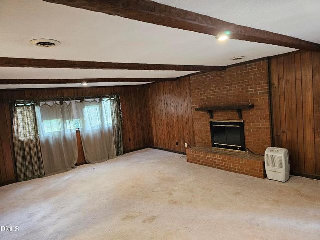 2712 Pebblebrook Drive, Sanford, NC 27330