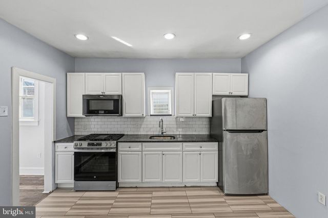 330 E ELWOOD ST, Philadelphia, PA 19144