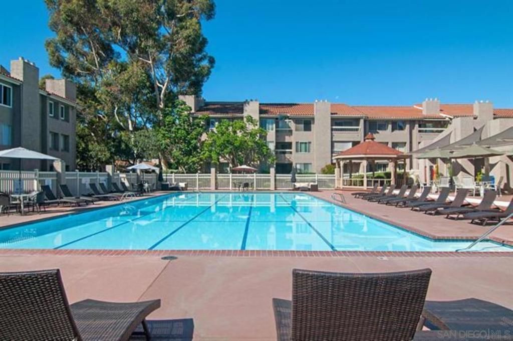 Image 28 of property listing at 10350 Caminito Cuervo 106, San Diego, CA 92108