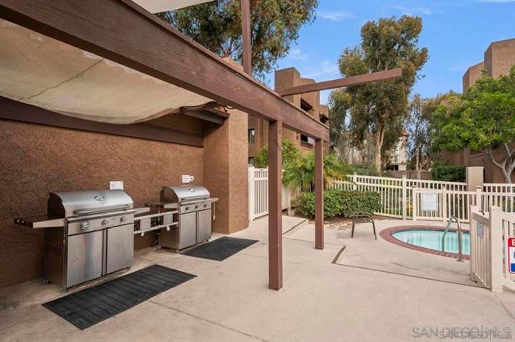 Image 30 of property listing at 10350 Caminito Cuervo 106, San Diego, CA 92108