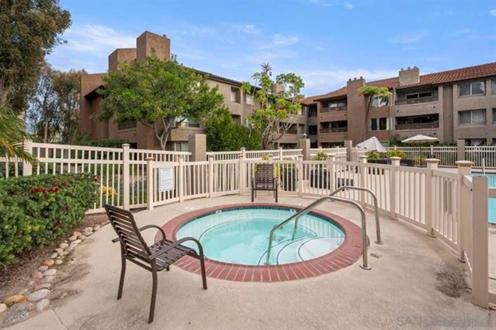 Image 31 of property listing at 10350 Caminito Cuervo 106, San Diego, CA 92108