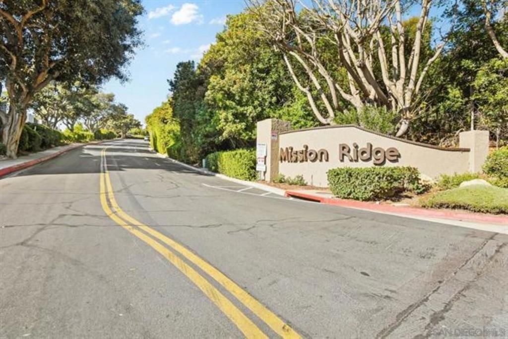 Image 38 of property listing at 10350 Caminito Cuervo 106, San Diego, CA 92108