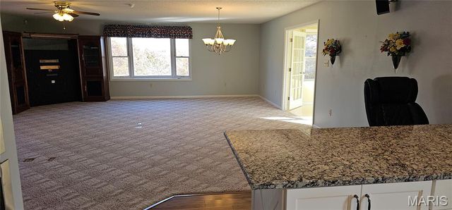 732 American Inn Road, Villa Ridge, MO 63089